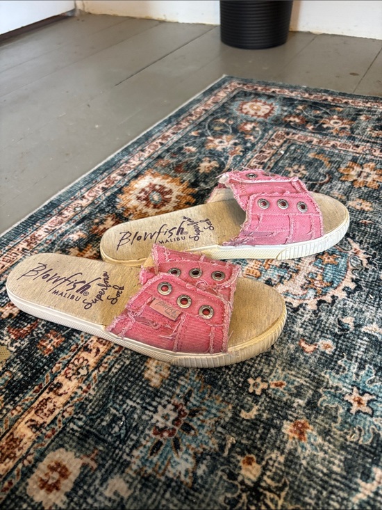 Blowfish Shoes - Blowfish Pink Canvas Slide Sandals with Grommet Detail